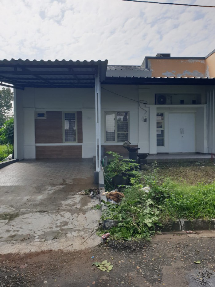 Rumah Dijual di Cluster Taman Simpruk Lippo Cikarang